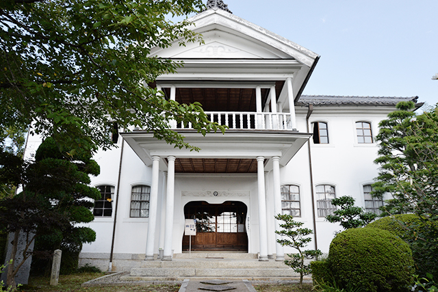 旧小田小学校本館